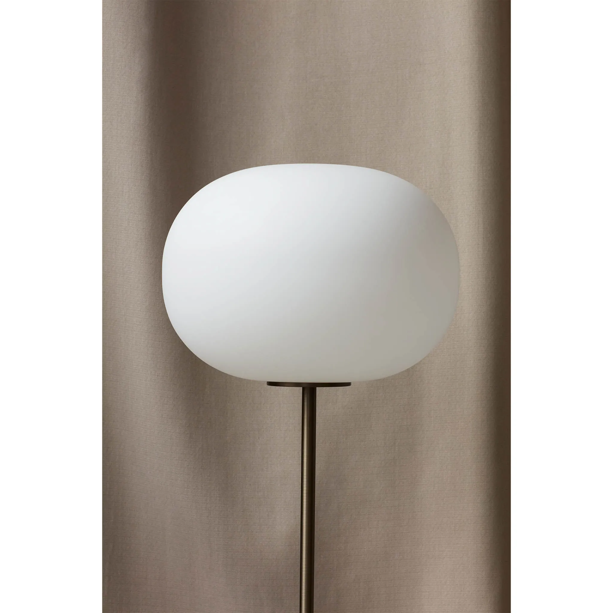 JWDA floor | carrara marble and bronzed brass