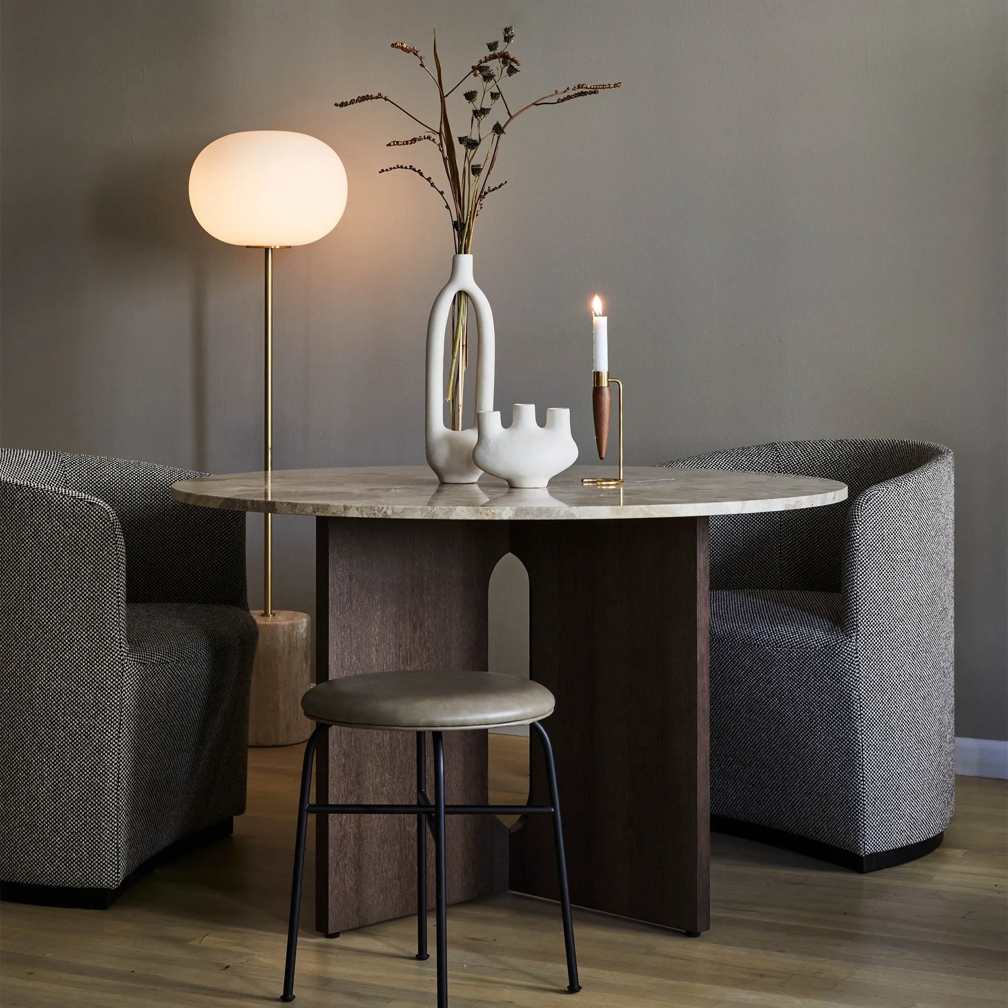 JWDA floor | carrara marble and bronzed brass