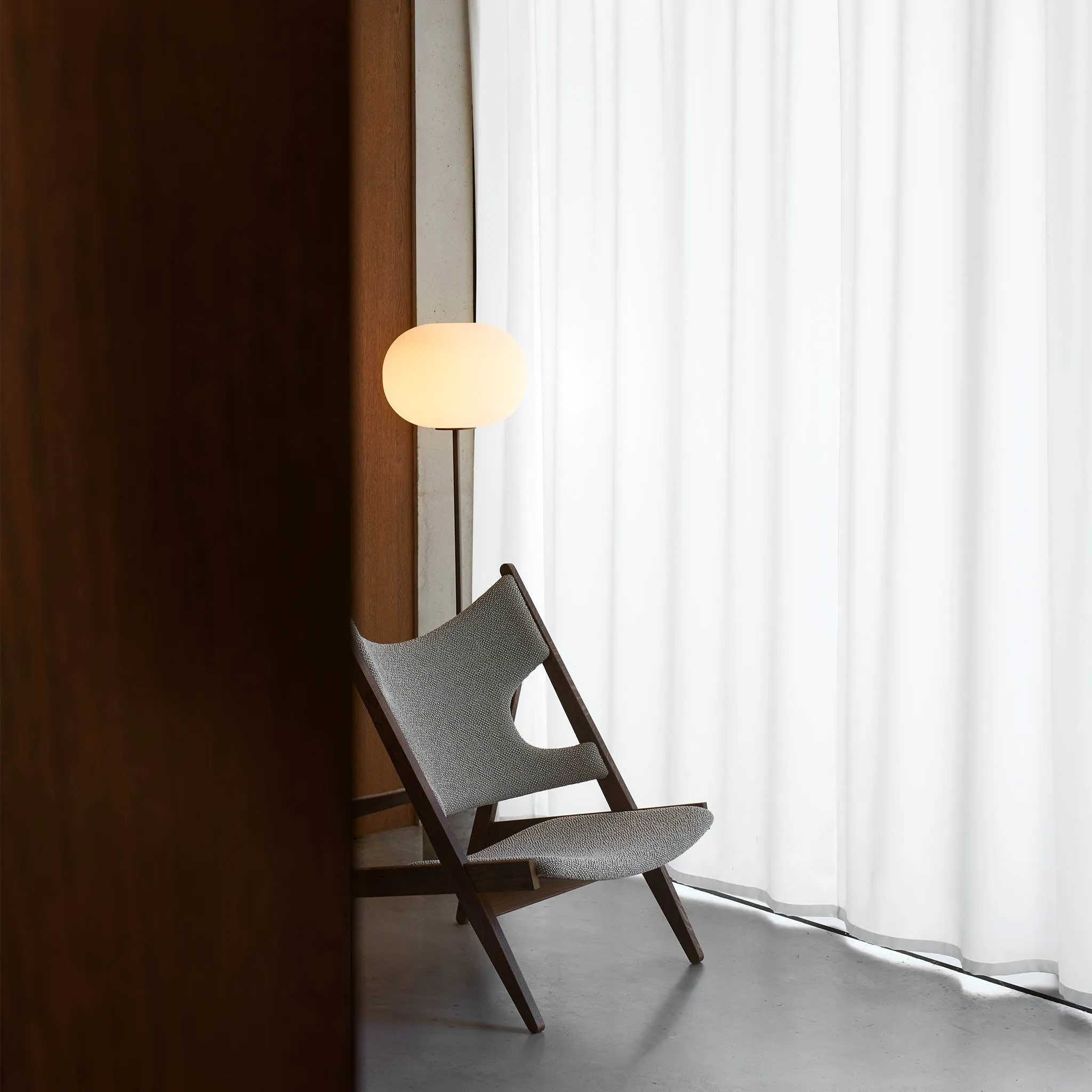 JWDA floor | carrara marble and bronzed brass